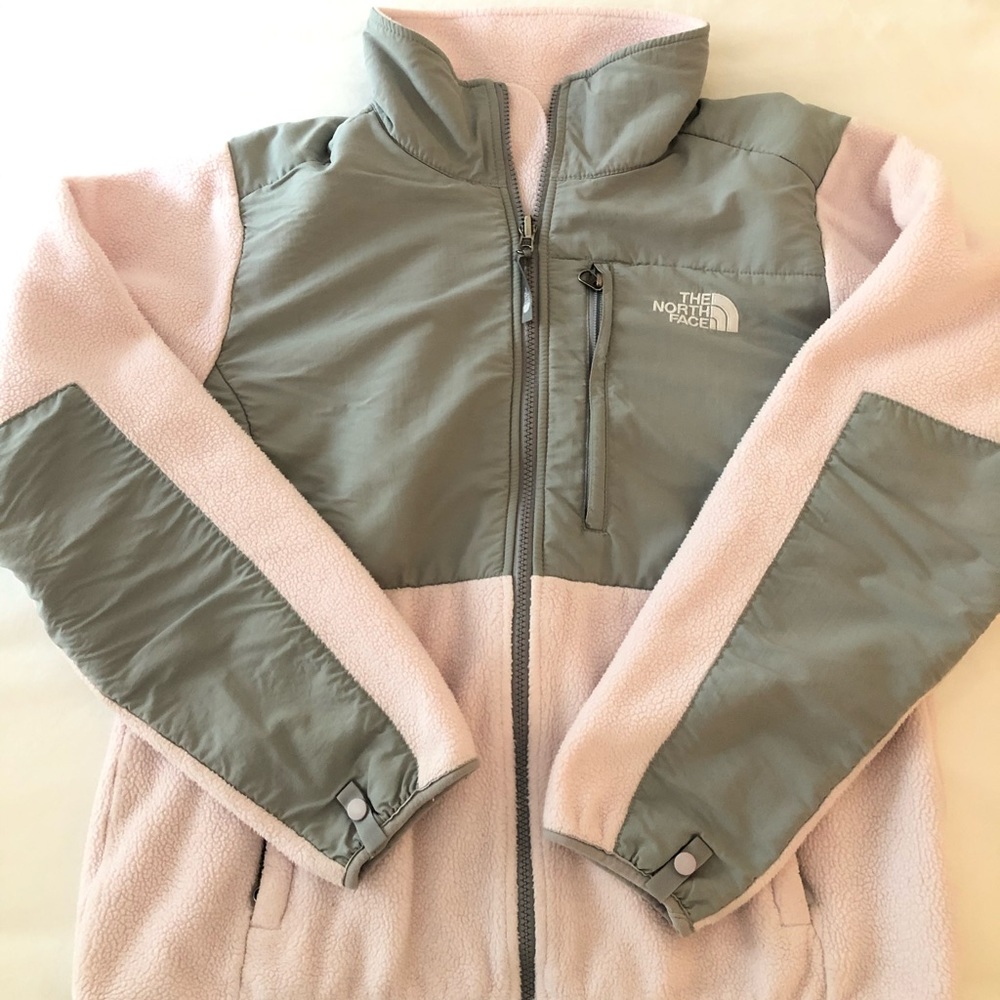 Light pink Northface fleece